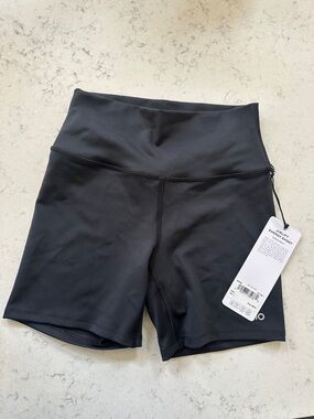 All -Women's Airlift Energy Short - Black - Small NWT